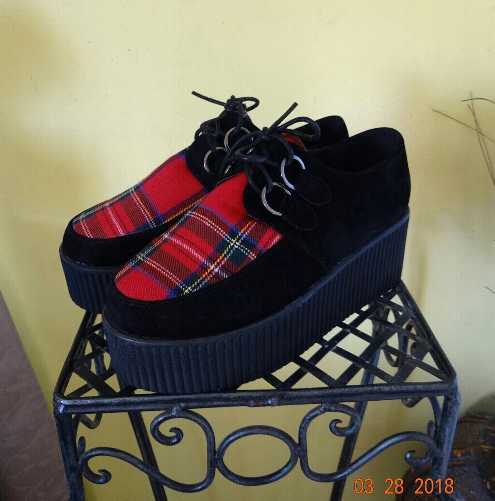 Red Plaid Creepers